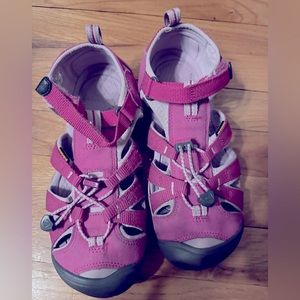 Girls Keen sandals